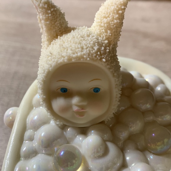 Department 56 - Bunny Bubbles - Picture 6 of 7